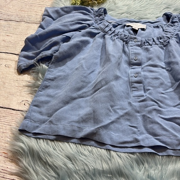 The Shirt by Rochelle Behrens Blue Crop Off The Shoulder French Girl Top sz M - Picture 6 of 11